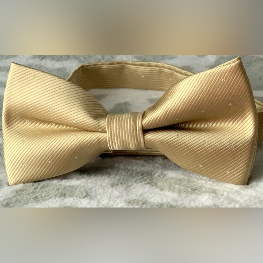 Yellow Pre-Tied Bow Tie